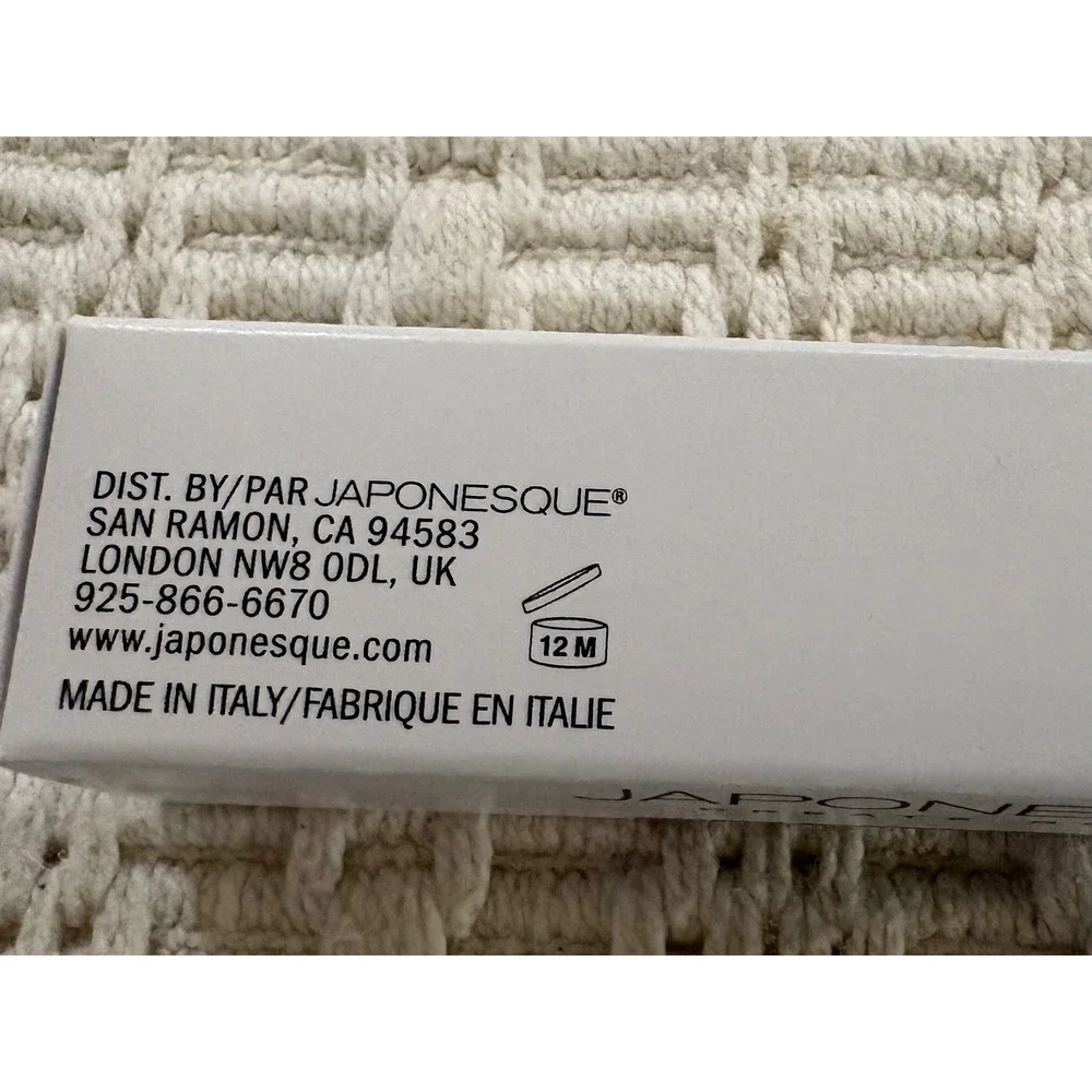 Japonesque Color Correcting Crayon Lavender Purple for Hyperpigmentation New‎
